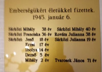 emléktábla Héregen